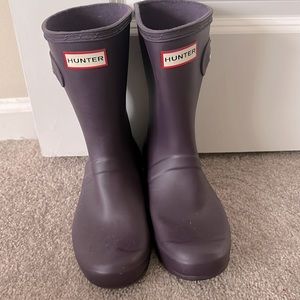 Hunter mid length (calf) boots! Excellent condition. Size 7